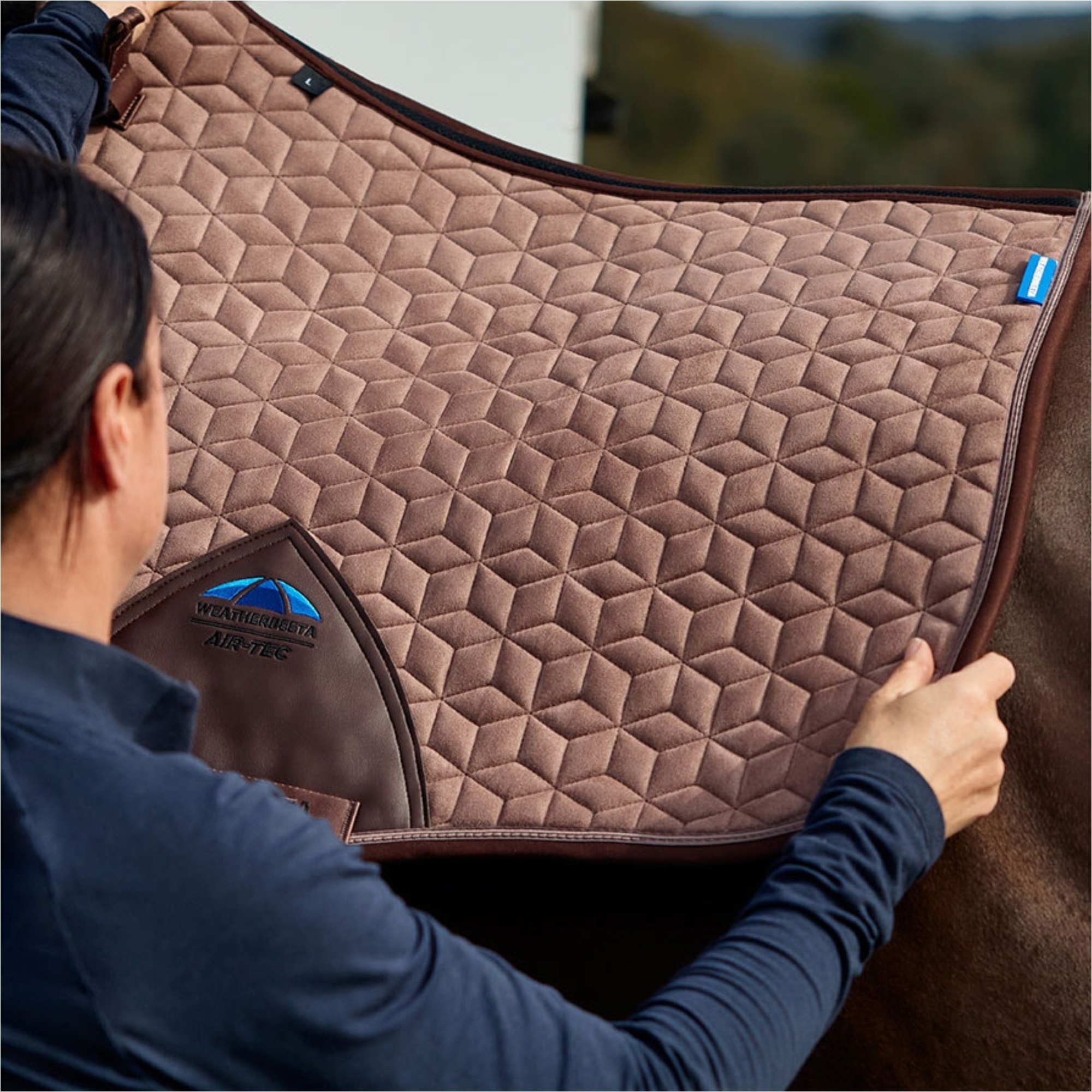 2026 WeatherBeeta Suede Elite Air-Tec Jump Shaped Saddle Pad 1030347 - Fawn